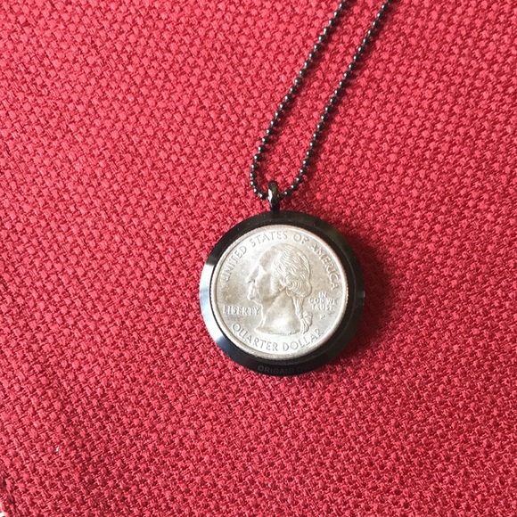 Origami Owl Hinged Living Locket - Picture 6 of 8